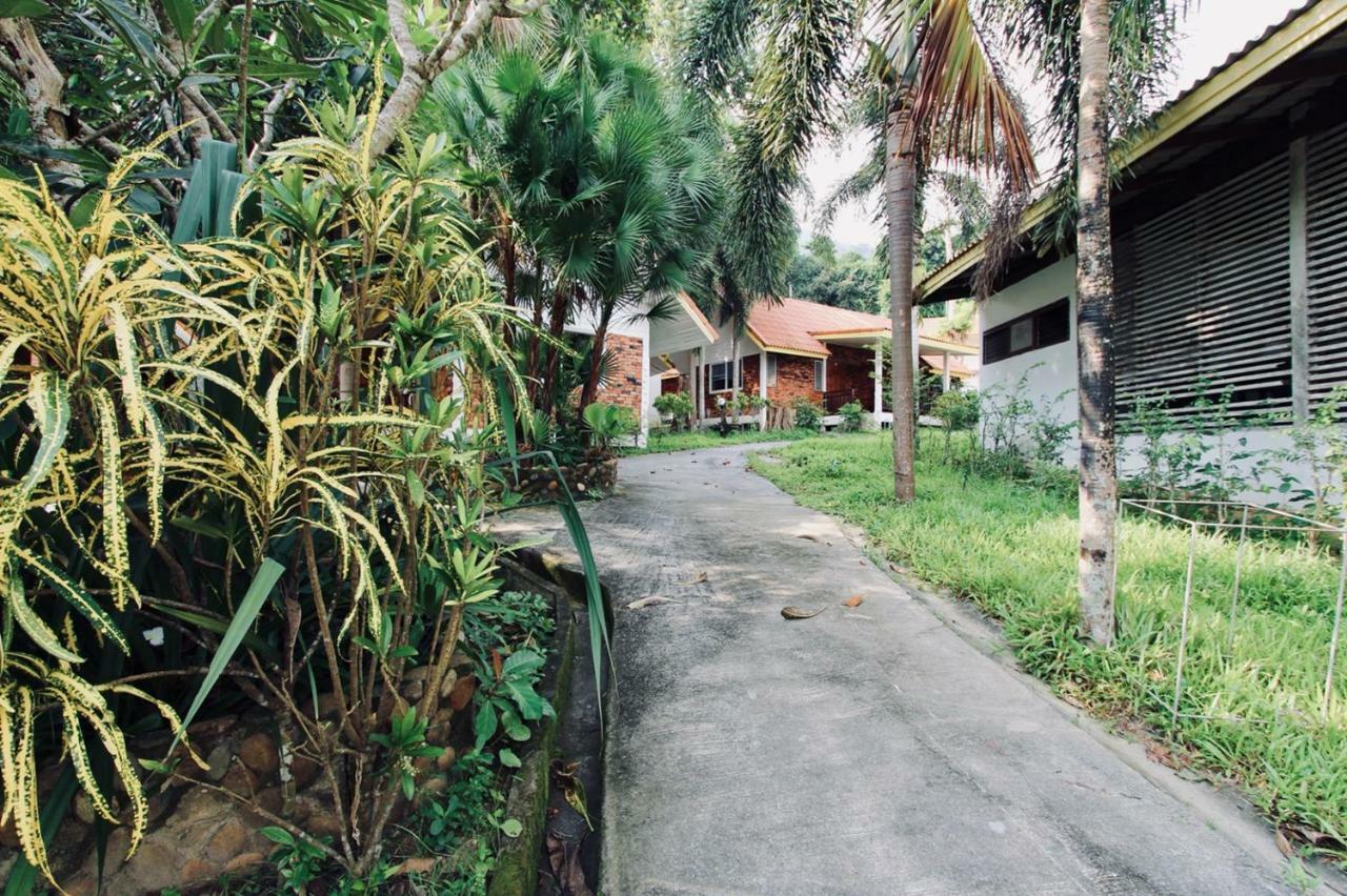 Adang Island Resort Koh Lipe Exterior foto